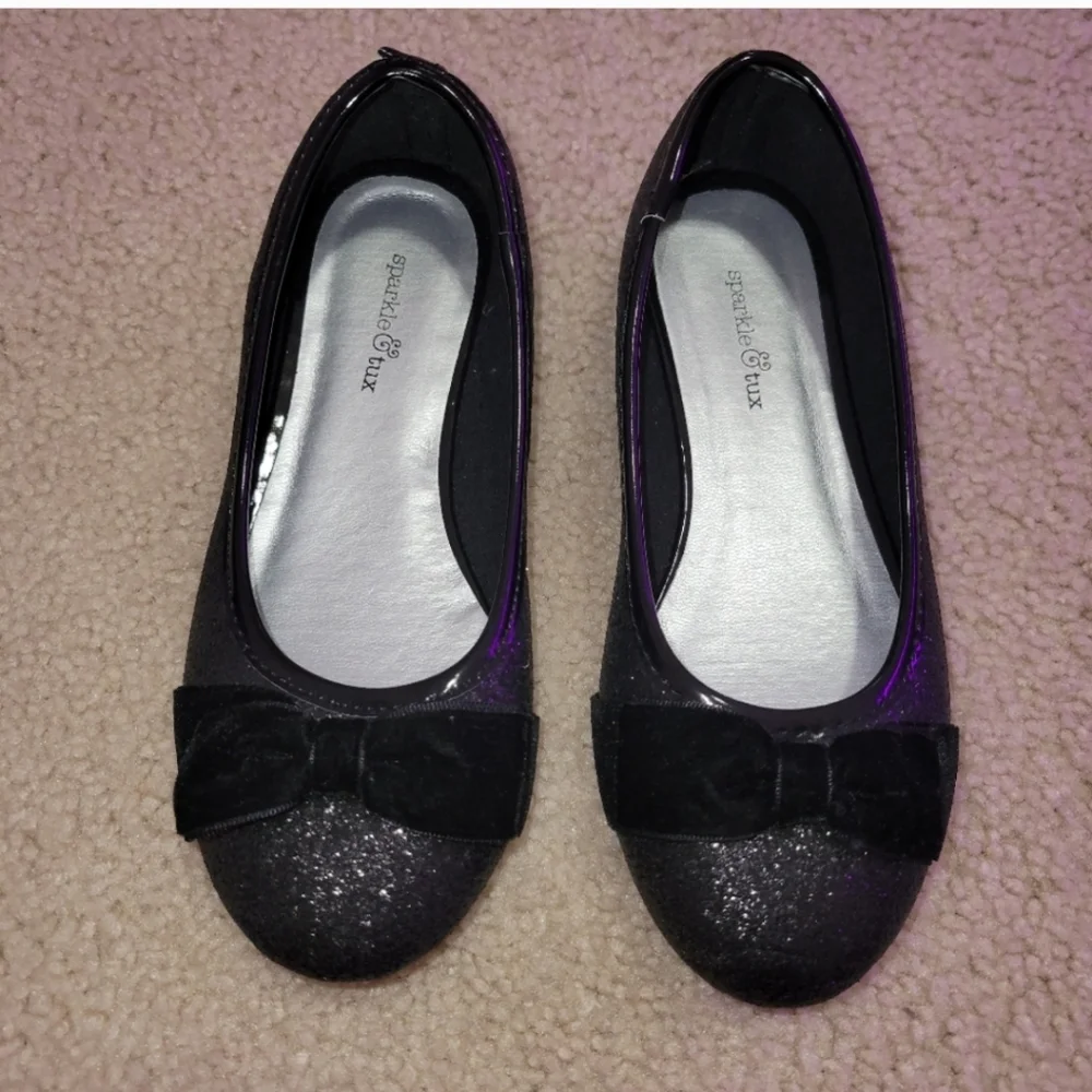 NEW sparkly black flats